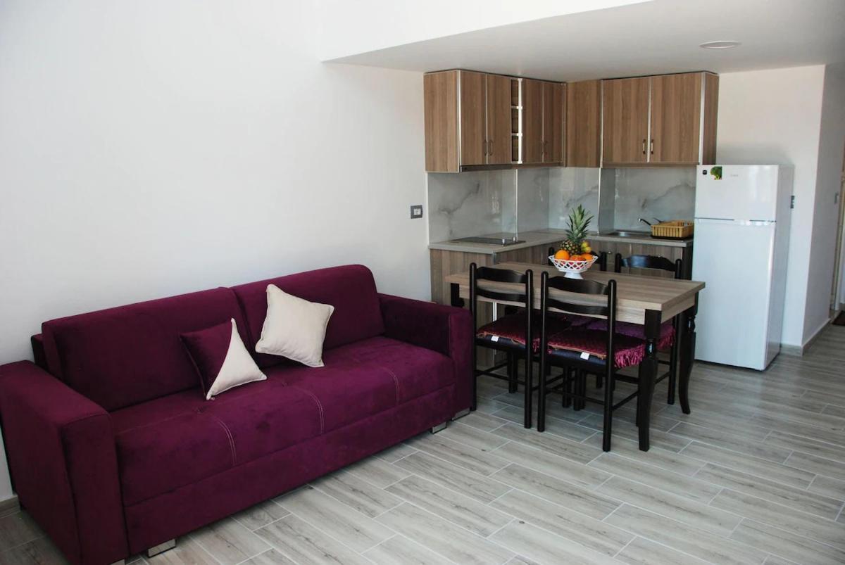 Bebi Hotel And Apartments Саранда Экстерьер фото