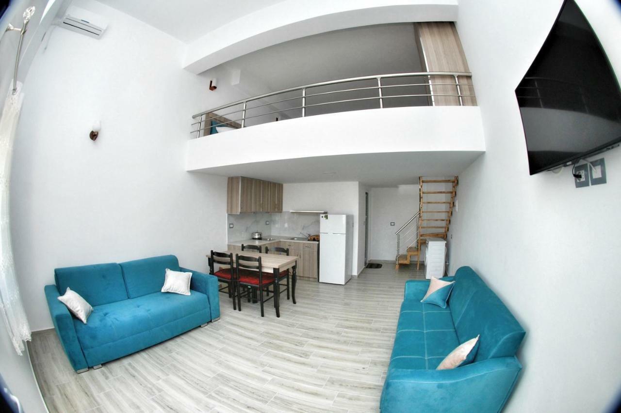 Bebi Hotel And Apartments Саранда Экстерьер фото